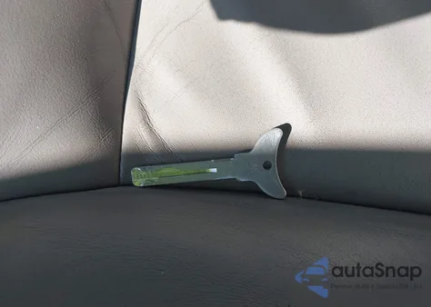 2004 Lexus Es 330 z USA, uszkodzony, nr VIN JTHBA30G045031356